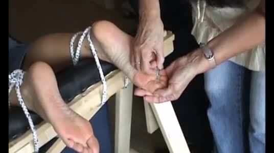 Extreme foot fetish and feet needle bdsm of mature amateur slave girl in harsh m