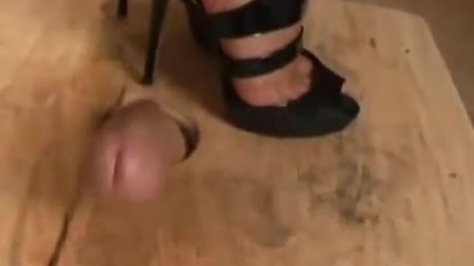 The best video of heel insertion